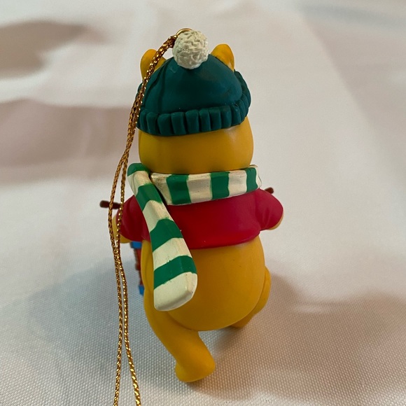 Vintage Disney Christmas ornament - Winnie the Pooh - Picture 5 of 9